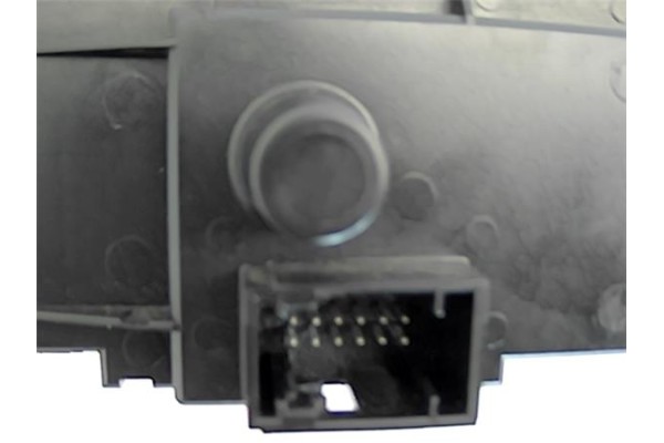 Recambio de mando de luces para citroen saxo 1.6 vtr referencia OEM IAM 693279403 33600102 