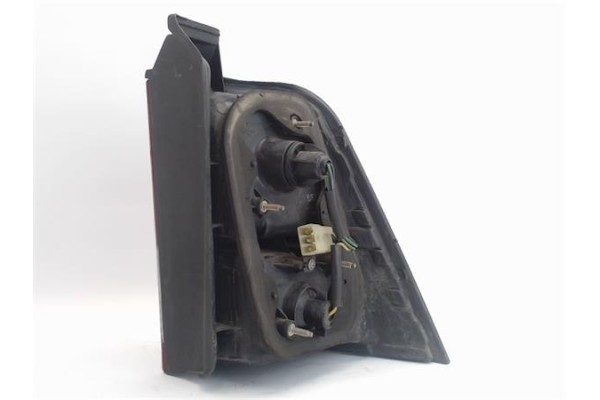 Recambio de piloto trasero izquierdo para ssangyong musso referencia OEM IAM 8360205751  
