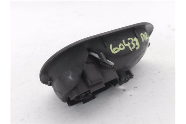Recambio de manilla int. puerta delantero derecha para renault master iii combi 2.3 l1h1 3,0t referencia OEM IAM 310580  