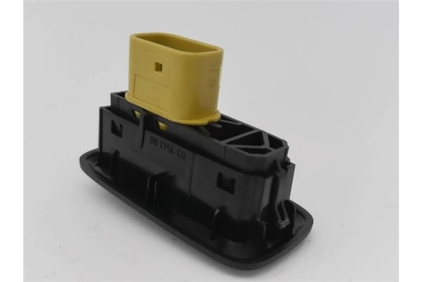 Recambio de mando elevalunas delantero derecho para ford fiesta vi 1.25 referencia OEM IAM CA6914529AA  