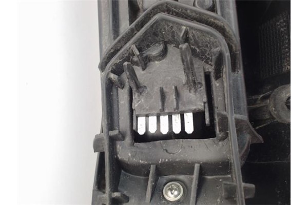 Recambio de piloto trasero izquierdo para opel corsa c 1.3 cdti referencia OEM IAM 09114336  