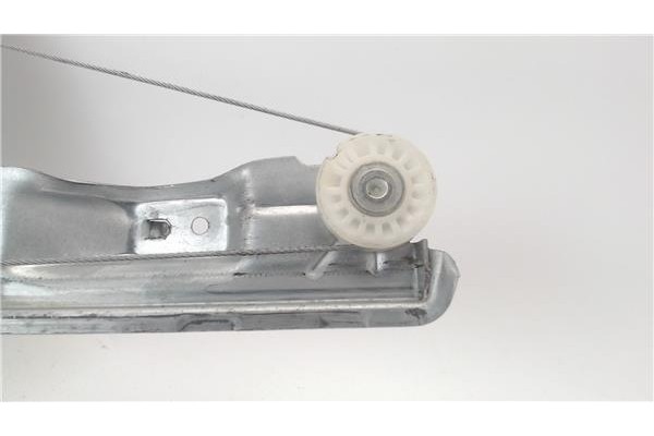 Recambio de mecanismo elevalunas trasero derecho para citroen c4 grand picasso referencia OEM IAM 135090221  