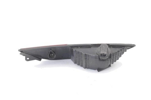 Recambio de piloto antiniebla trasero derecho para fiat punto / grande punto (199) 1.4 referencia OEM IAM 51718011  