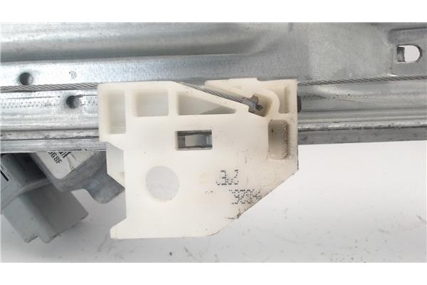 Recambio de mecanismo elevalunas trasero derecho para citroen c4 grand picasso referencia OEM IAM 135090221  