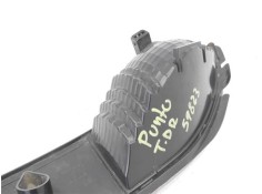 Recambio de piloto antiniebla trasero derecho para fiat punto / grande punto (199) 1.4 referencia OEM IAM 51718011  