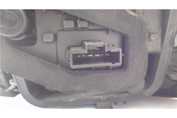 Recambio de piloto trasero izquierdo para dacia sandero stepway 2017-2020 1.0 sce stepway 75 (b8jc, b8jd) referencia OEM IAM 265