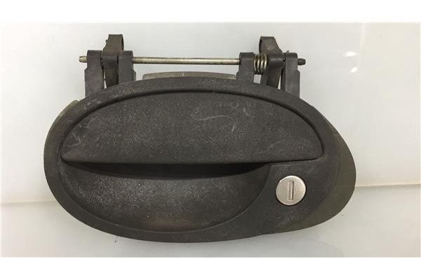 Recambio de maneta exterior delantero izquierda para opel corsa c (2000) 1.2 referencia OEM IAM GM770  
