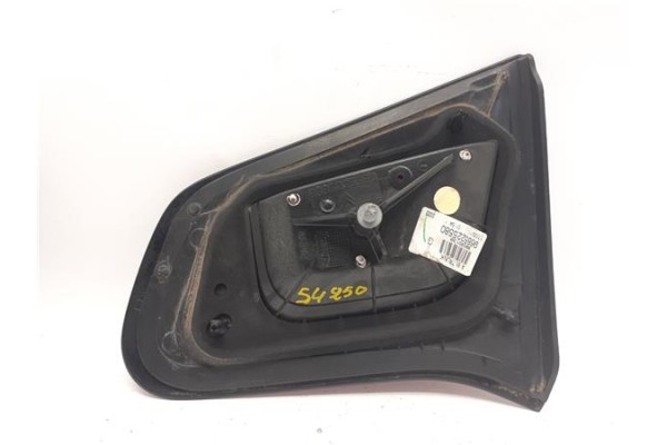 Recambio de piloto interior izquierdo para citroen c3 1.4 attraction referencia OEM IAM 9685225580  