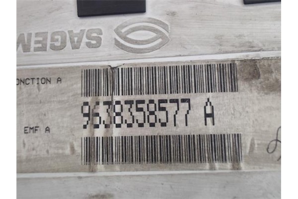 Recambio de reloj horario para peugeot 406 break (s1/s2) referencia OEM IAM 9638358577A  