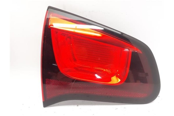 Recambio de piloto interior izquierdo para citroen c3 1.4 attraction referencia OEM IAM 9685225580  