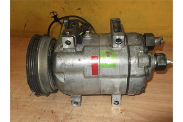 Recambio de compresor aire acond. para audi a4 berlina (b5) 1.8 referencia OEM IAM 8D0260805D 5062310500 351051 