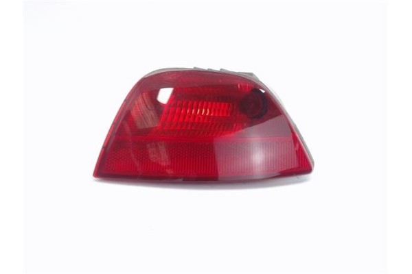 Recambio de piloto niebla trasero para ford focus berlina (cak) referencia OEM IAM 1M51-15501  