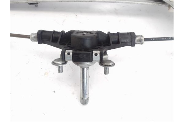 Recambio de mecanismo elevalunas trasero izquierdo para kia rio (ub) 1.2 basic referencia OEM IAM 834011W000  