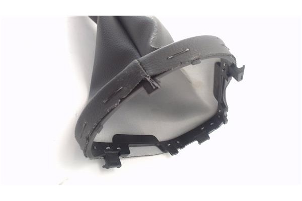 Recambio de pomo palanca cambio para dacia sandero stepway 2017-2020 1.0 sce stepway 75 (b8jc, b8jd) referencia OEM IAM 32865726