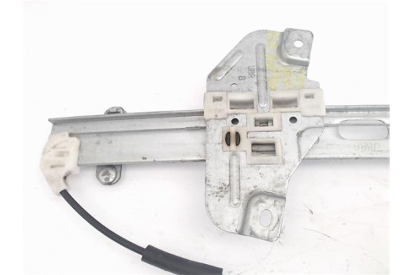 Recambio de mecanismo elevalunas trasero derecho para kia rio (ub) 1.2 basic referencia OEM IAM 834021W000  
