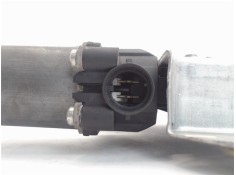 Recambio de mecanismo elevalunas delantero izquierdo para peugeot 208 1.4 active referencia OEM IAM 400663  