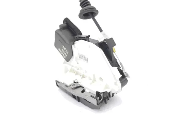 Recambio de cierre electromagnetico trasero derecho para volkswagen polo v (6r1) 1.4 advance referencia OEM IAM 5K4839016F  