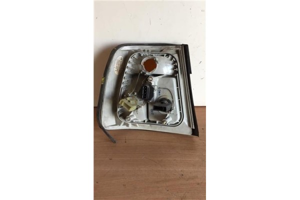 Recambio de piloto trasero derecho para bmw serie 5 berlina (e34) 1.8 518i referencia OEM IAM 1384010  63211384010 , BMW