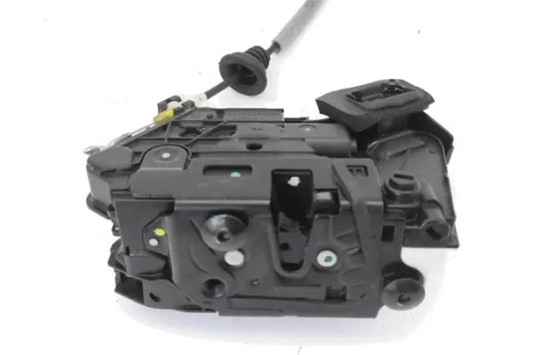 Recambio de cierre electromagnetico trasero derecho para volkswagen polo v (6r1) 1.4 advance referencia OEM IAM 5K4839016F  