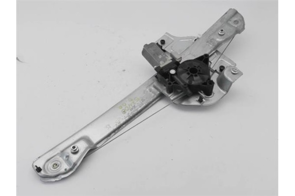 Recambio de elevalunas electrico delantero derecho para peugeot 2008 1.2 access referencia OEM IAM 9673154380  