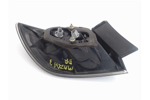 Recambio de piloto trasero derecho para mazda 3 berlina (bk) referencia OEM IAM BP4K51150D  