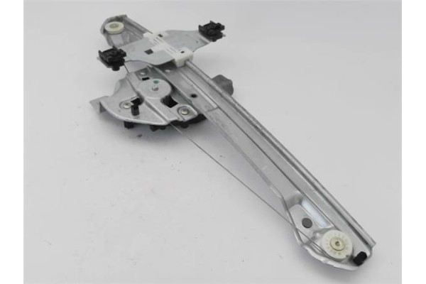 Recambio de elevalunas electrico delantero derecho para peugeot 2008 1.2 access referencia OEM IAM 9673154380  