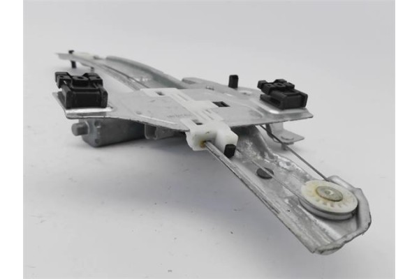 Recambio de elevalunas electrico delantero derecho para peugeot 2008 1.2 access referencia OEM IAM 9673154380  