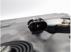 Recambio de elevalunas electrico trasero derecho para hyundai santa fe (sm) referencia OEM IAM 9882026200  