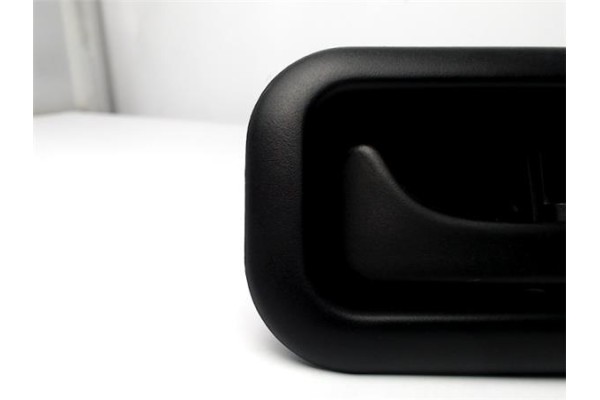 Recambio de manilla int. puerta trasero derecha para ford escort berlina 1.6 laser referencia OEM IAM 86ABA226000  