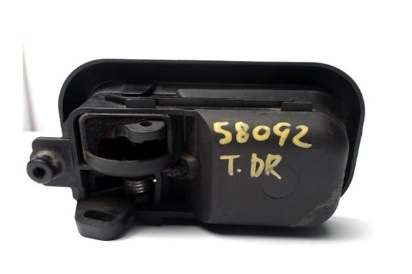 Recambio de manilla int. puerta trasero derecha para ford escort berlina 1.6 laser referencia OEM IAM 86ABA226000  