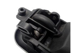 Recambio de manilla int. puerta trasero derecha para ford escort berlina 1.6 laser referencia OEM IAM 86ABA226000  