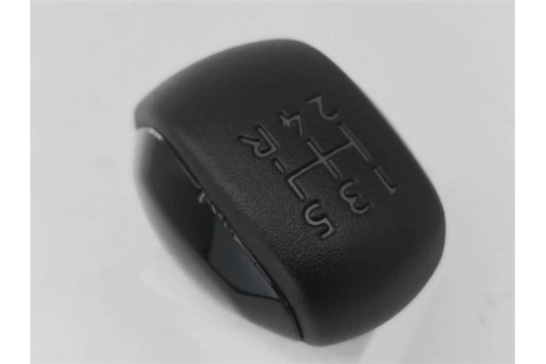 Recambio de pomo palanca cambio para peugeot 2008 1.2 access referencia OEM IAM 16088722ZD 9837816580 