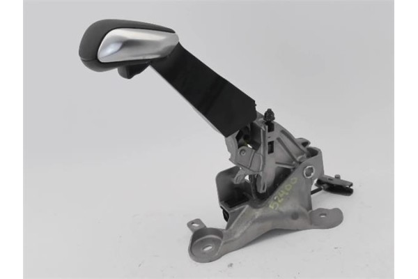 Recambio de palanca freno de mano para peugeot 2008 1.2 access referencia OEM IAM 98066999ZD  