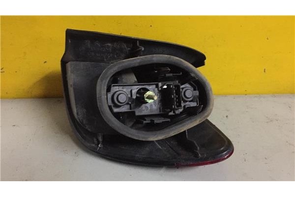 Recambio de piloto trasero izquierdo para peugeot 406 break (s1/s2) 1.8 sr referencia OEM IAM   