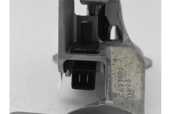 Recambio de palanca freno de mano para peugeot 2008 1.2 access referencia OEM IAM 98066999ZD  