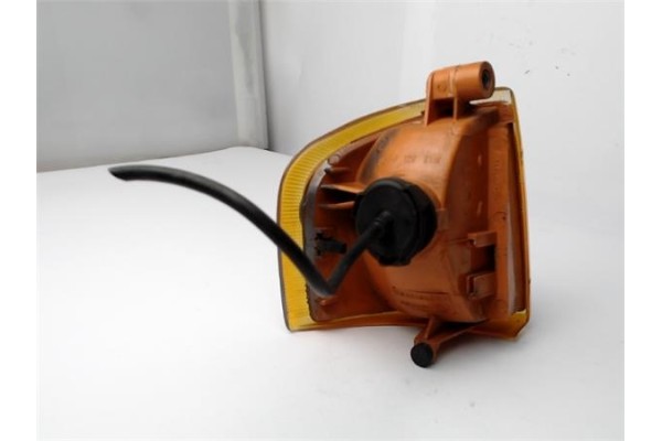 Recambio de intermitente delantero izquierdo para ford escort berlina 1.6 laser referencia OEM IAM 47869  