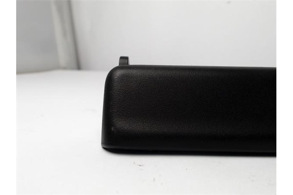 Recambio de maneta exterior trasero derecha para ford escort berlina 1.6 laser referencia OEM IAM E4FZ5826604A ESCORT 438 , FIAT