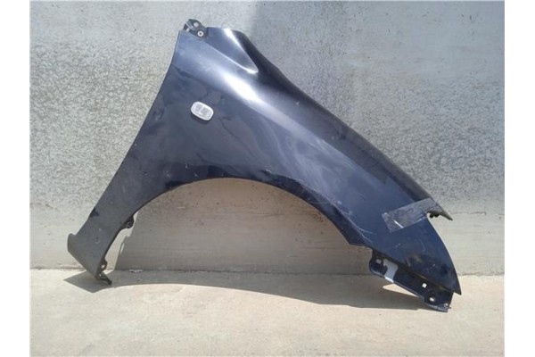 Recambio de aleta delantero derecha para toyota corolla (e12) referencia OEM IAM   