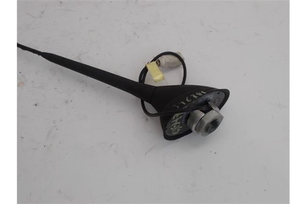 Recambio de antena electrica para peugeot 208 1.4 active referencia OEM IAM 81606400 9674768980002 