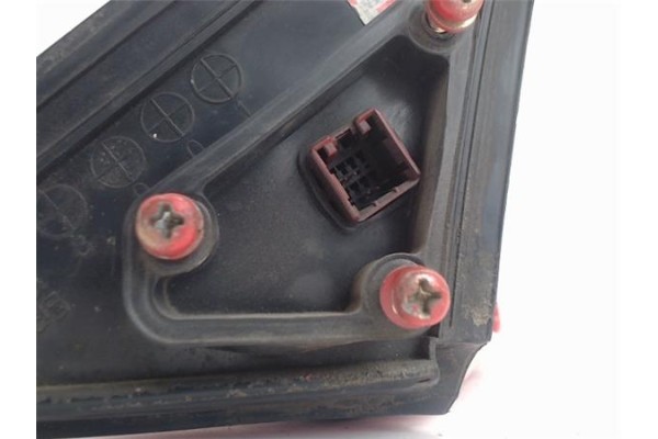 Recambio de retrovisor electrico derecho para hyundai accent (x3) referencia OEM IAM 8760622111CA  