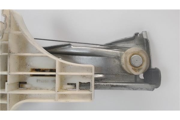 Recambio de mecanismo elevalunas trasero derecho para citroen c5 berlina referencia OEM IAM 922467 37553 