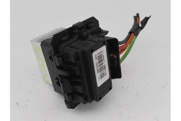 Recambio de resistencia calefaccion para peugeot 2008 1.2 access referencia OEM IAM VLCL29PWM11N  