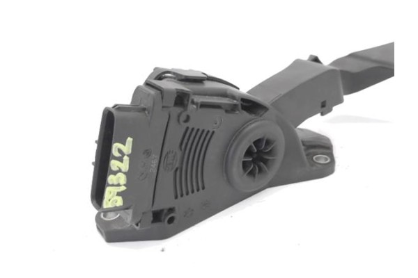 Recambio de potenciometro pedal gas para fiat sedici (189) 1.9 jtd 8v 120 emotion referencia OEM IAM 71768378 4940079J90 