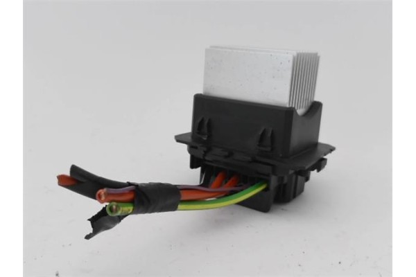 Recambio de resistencia calefaccion para peugeot 2008 1.2 access referencia OEM IAM VLCL29PWM11N  