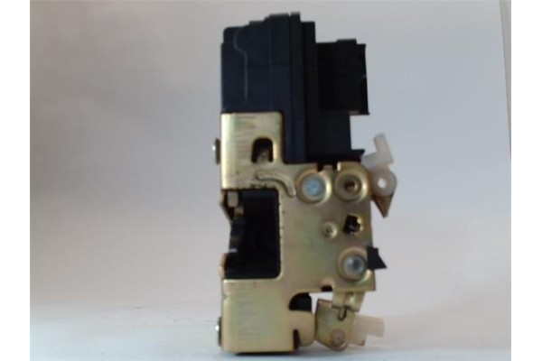 Recambio de cerradura puerta delantero izquierda para peugeot partner furgón (5) 2.0 hdi referencia OEM IAM 9136P7  