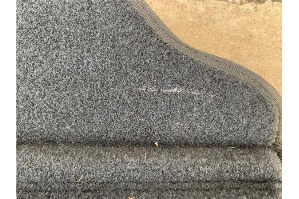 Recambio de bandeja trasero para peugeot 306 break referencia OEM IAM 96285179ZL  