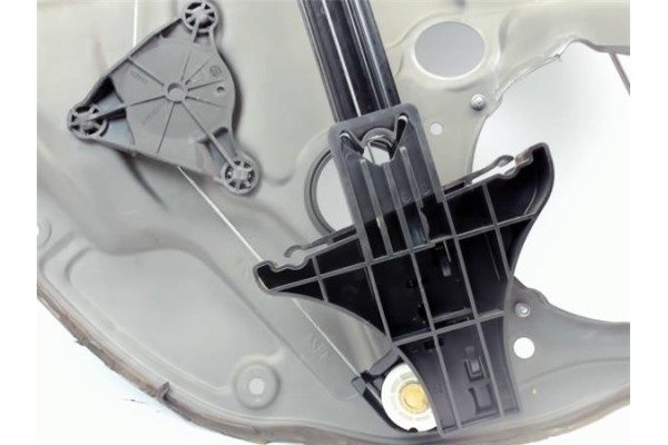 Recambio de elevalunas electrico trasero derecho para volkswagen golf iv berlina (1j1) referencia OEM IAM 1J5839730H  