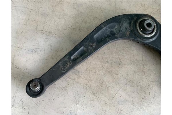 Recambio de brazo inferior delantero izquierdo para peugeot 206 1.4 i referencia OEM IAM 3520G8 EST158000600 3521C8 , PEUGEOT | 