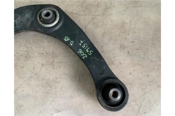 Recambio de brazo inferior delantero izquierdo para peugeot 206 1.4 i referencia OEM IAM 3520G8 EST158000600 3521C8 , PEUGEOT | 