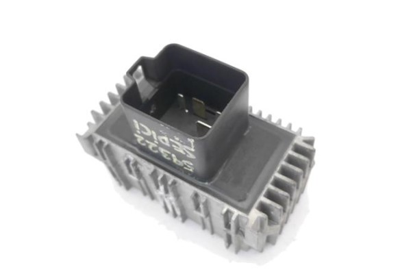 Recambio de caja reles para fiat sedici (189) 1.9 jtd 8v 120 emotion referencia OEM IAM 71746828  